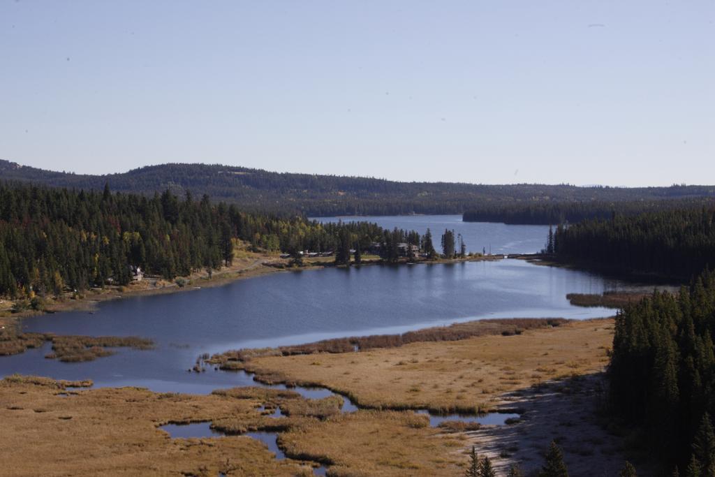 Lac Le Jeune Resort & Nature Centre Kamloops Exteriör bild